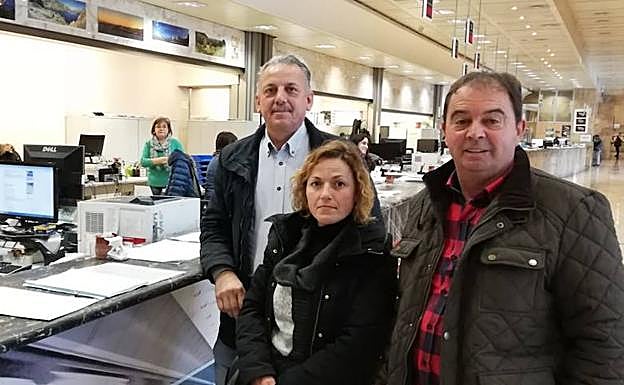 Más de 300 firmas para exigir cobertura móvil en La Peral, en Somiedo