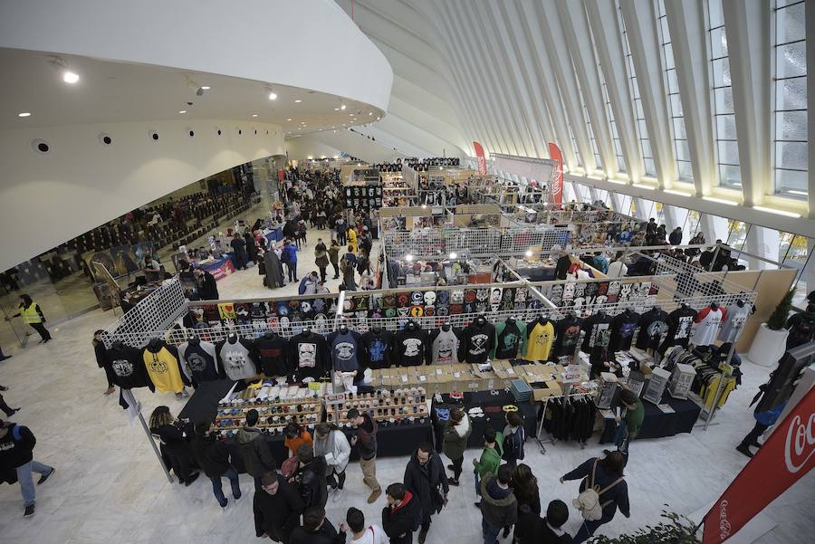 El clásico mercadillo de la CometCon.
