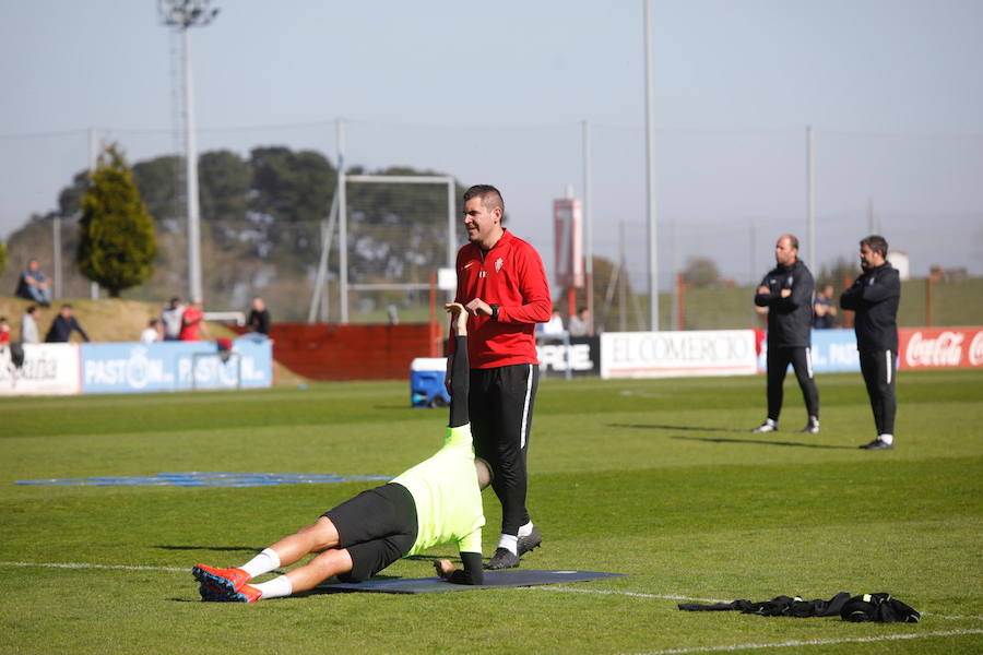 Los rojiblancos apuran la preparación horas antes del esperado derbi ante el Real Oviedo