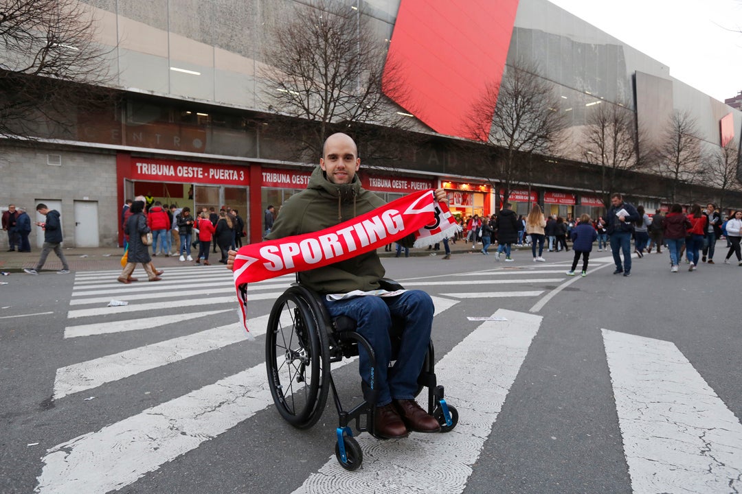 Los sportinguistas, animados antes del partido más esperado.