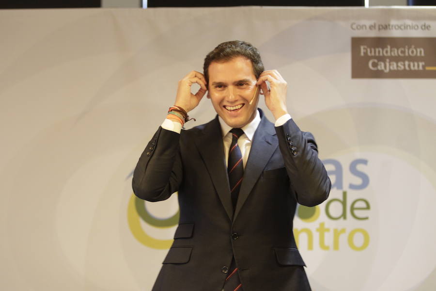 El líder de Ciudadanos ataca al nuevo PSOE asturiano: «Con Javier Fernández se podía hablar, Adriana Lastra te insulta»