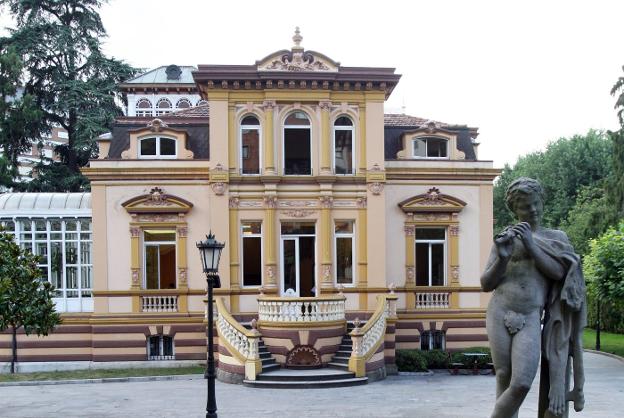 El palacete de Villa Magdalena, en la avenida de Galicia. 