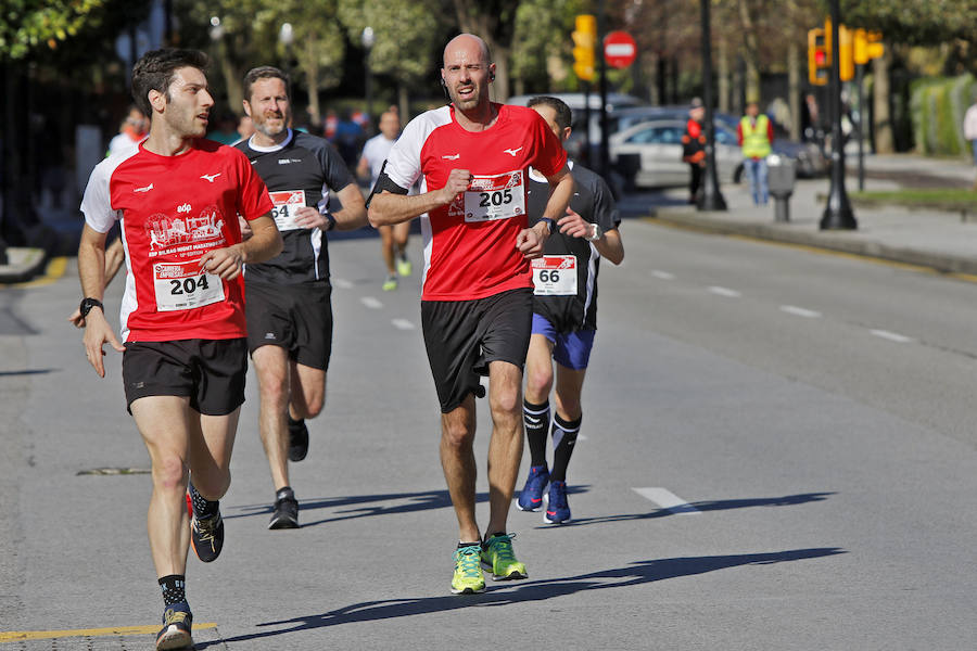 Fotos: ¿Estuviste en la I Carrera de Empresas de Asturias? ¡Búscate!