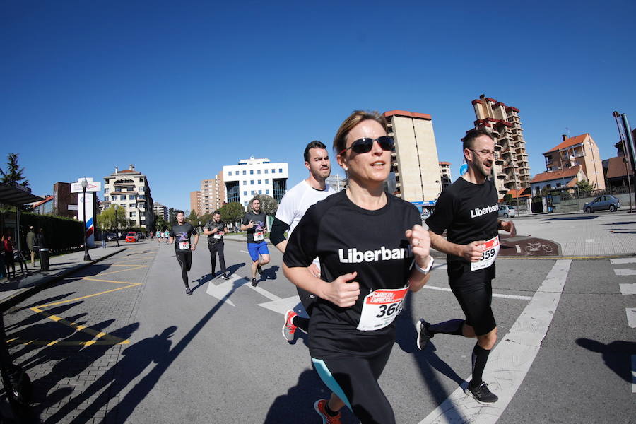 Fotos: ¿Estuviste en la I Carrera de Empresas de Asturias? ¡Búscate!