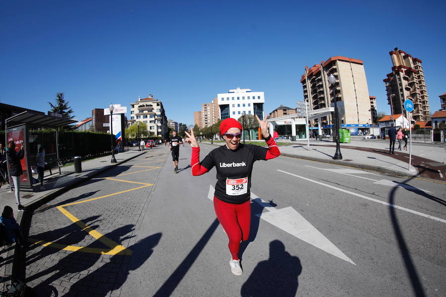 Fotos: ¿Estuviste en la I Carrera de Empresas de Asturias? ¡Búscate!