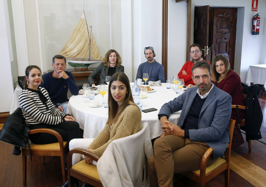 Consiste del XX concurso que EL COMERCIO lleva a cabo para escoger la iniciativa más atractiva, funcional e útil de la región. El sorteo cuenta con seis categorías: Empresarial / institucional, Servicio e iniciativa social, Ocio, Comercio Online, APPS y Blogs