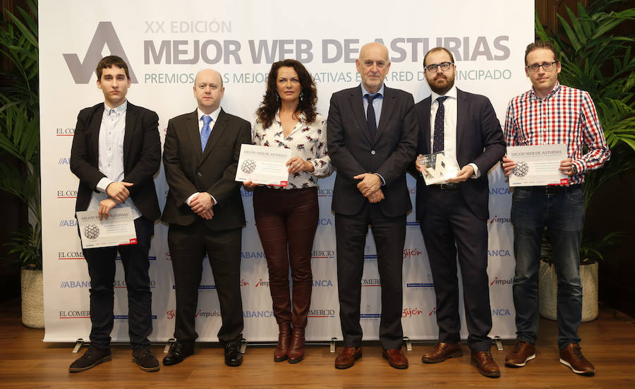 Consiste del XX concurso que EL COMERCIO lleva a cabo para escoger la iniciativa más atractiva, funcional e útil de la región. El sorteo cuenta con seis categorías: Empresarial / institucional, Servicio e iniciativa social, Ocio, Comercio Online, APPS y Blogs