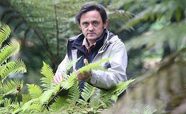 Alvaro Bueno, exconservador del Jardín Botánico Atlántico de Gijón