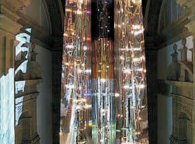 La escultura lumínica 'El artilugio' estuvo en el Barjola en 2005 