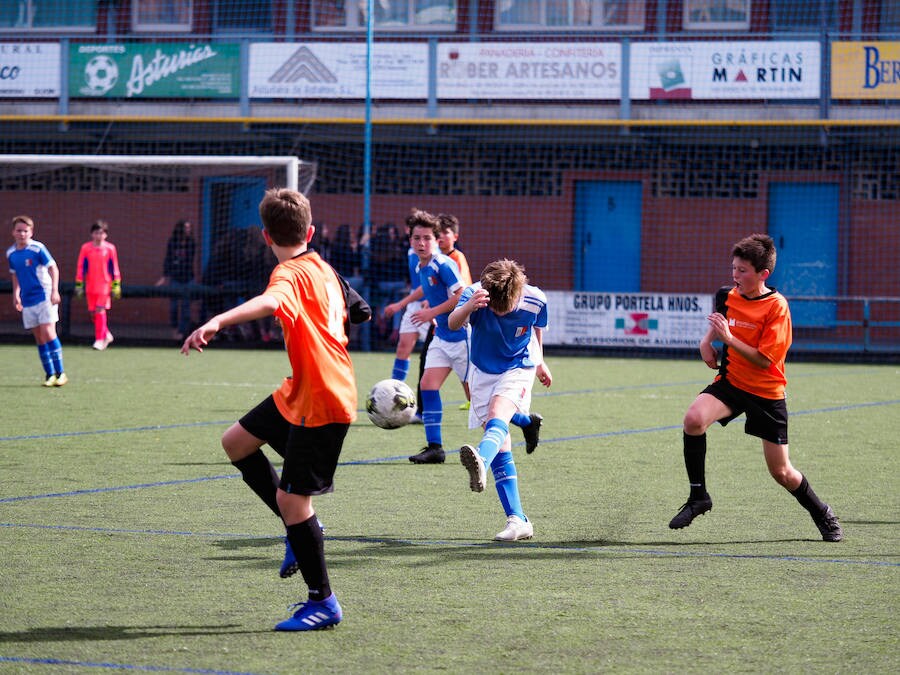 Recuerdo, Gijón Jovellanos, Tabirako, Loyola y La Calzada, en Gijón, se proclamaron campeones. 