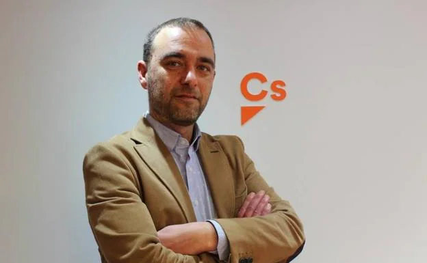 El exguardia civil David Robles será el candidato de Ciudadanos en Corvera