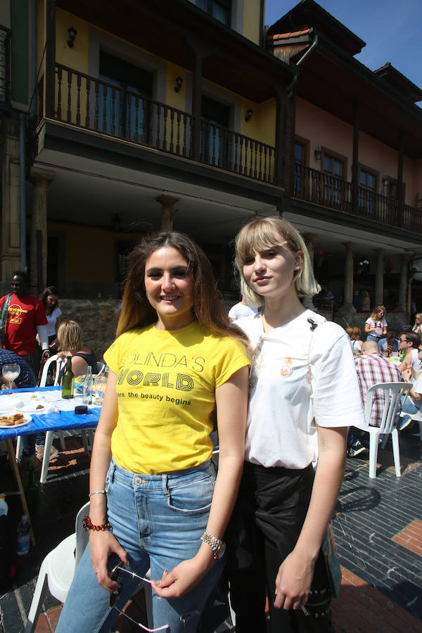 La edición de 2019 de la Comida en la calle de Avilés vuelve a repetir el éxito de la edición precedente