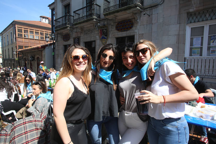 La edición de 2019 de la Comida en la calle de Avilés vuelve a repetir el éxito de la edición precedente