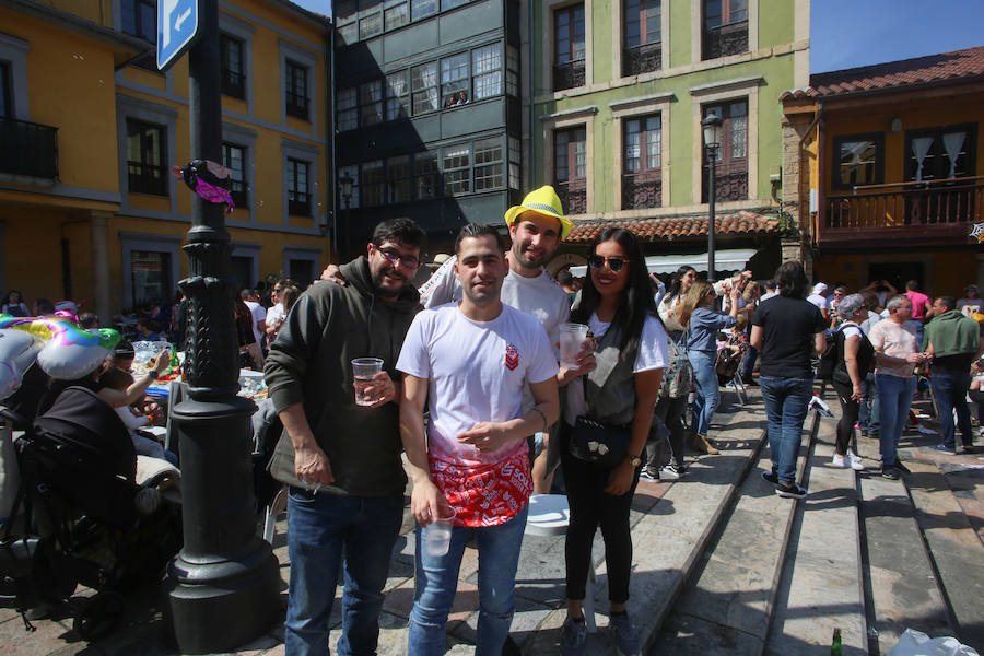 La edición de 2019 de la Comida en la calle de Avilés vuelve a repetir el éxito de la edición precedente