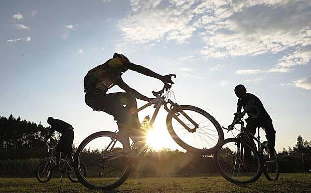 Un joven de 15 años propina una paliza a su madre en Gijón por no dejarle salir en bicicleta