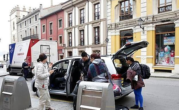 Los alojamientos de uso turístico se disparan en Gijón y los de estudiantes, en Oviedo
