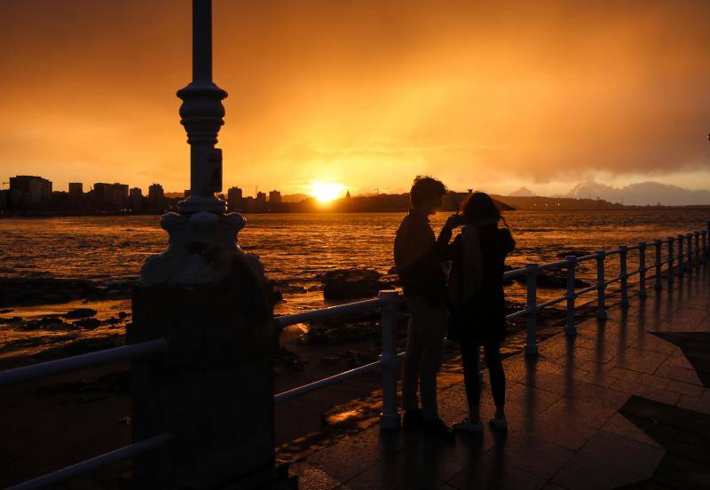 Uno de los lugares más especiales de la villa de Jovellanos gana belleza cuando la magia del crepúsculo se posa sobre el paisaje