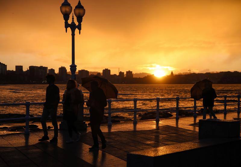 Uno de los lugares más especiales de la villa de Jovellanos gana belleza cuando la magia del crepúsculo se posa sobre el paisaje