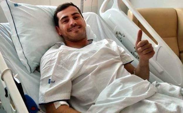 Iker Casillas permanece ingresado en el Hospital CUF de Oporto tras sufrir un infarto el pasado miércoles, 1 de mayo.