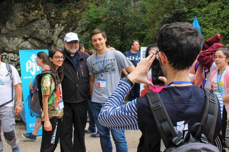 La marcha anual al Real Sitio se consagra este año a los seminaristas mártires de Oviedo.