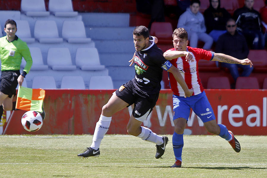 Fotos: Las imágenes del partido entre el Sporting B 0 - 0 Tudelano