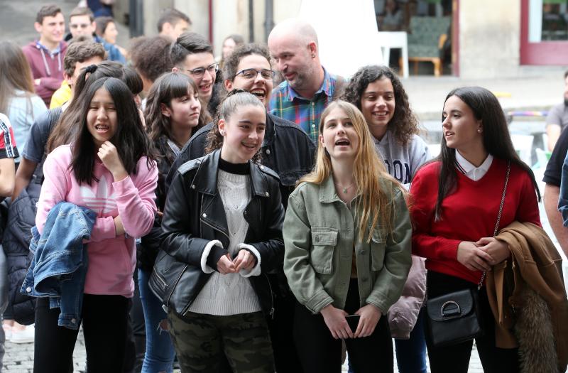 Unos 700 escolares de 23 colegios de Asturias han participado en la primera edición de 'Oviedo Trascendente', una iniciativa de la delegación Episcopal de Enseñanza del Arzobispado de Oviedo para acercar la capital a los más jóvenes desde una perspectiva diferente en la que priman la solidaridad y la cultura.