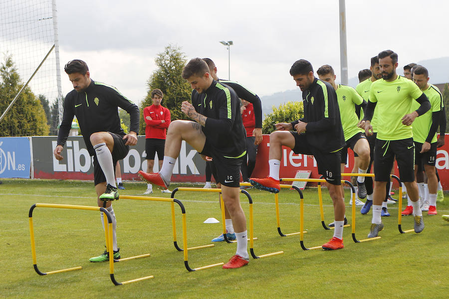 Los rojiblancos se preparan en Mareo para el partido de mañana sábado contra el Lugo en El Molinón