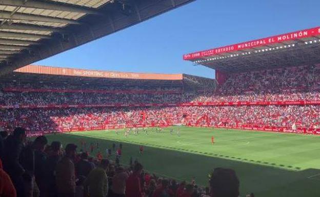 Tremenda pitada de la afición al Sporting tras el empate ante el Lugo