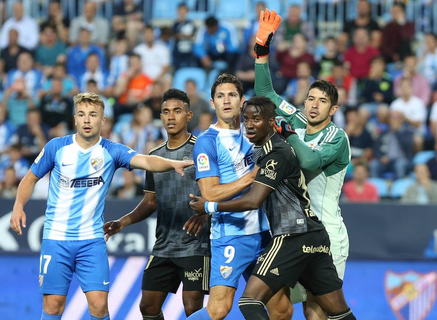 Fotos: Las imágenes del partido entre el Málaga - Real Oviedo
