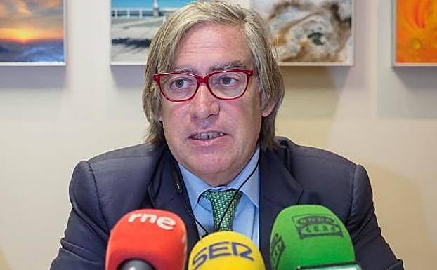 López-Asenjo, en un desayuno informativo en Gijón. 