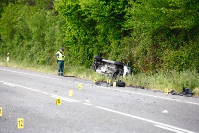 Un accidente en El Remedio pasadas las siete de este sábado por la tarde se ha saldado con una persona fallecida y dos heridos.
