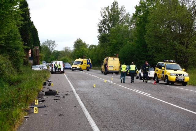 Un accidente en El Remedio pasadas las siete de este sábado por la tarde se ha saldado con una persona fallecida y dos heridos.