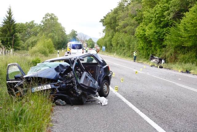 Un accidente en El Remedio pasadas las siete de este sábado por la tarde se ha saldado con una persona fallecida y dos heridos.