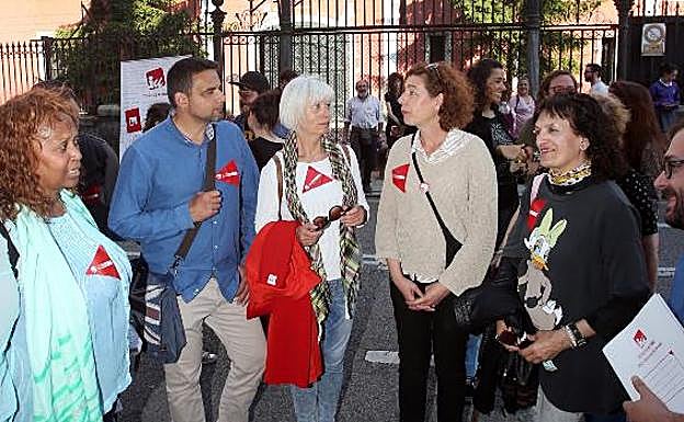 A las puertas de La Vega. :: PIÑA