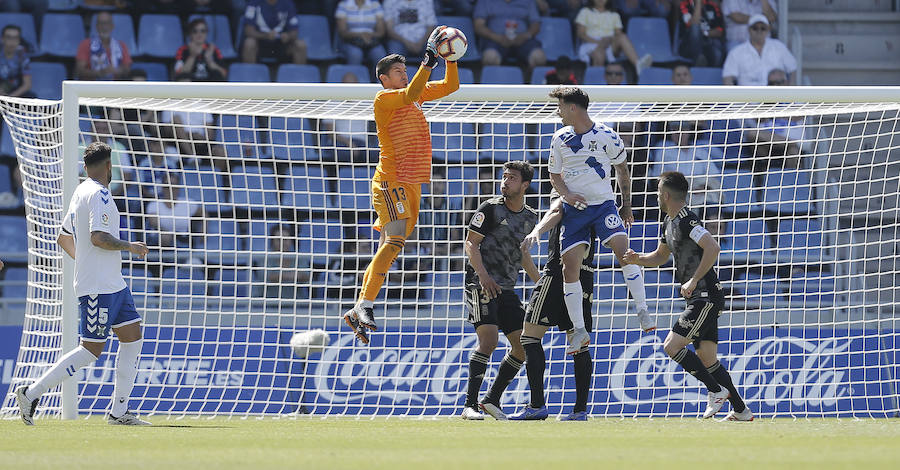 Fotos: Las imágenes del partido entre el Tenerife - Real Oviedo