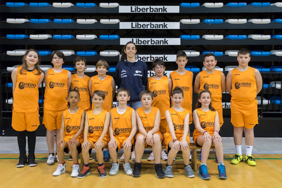 Fozaneldi Alevín masculino.Entrenadora: Sara Ramos. Jugadores: Alba, Daniel, Héctor, Jorge, Mario, Yulian, Nora, Rubén, Jairo, Miguel, Sergio, Adrián y Alejandro.