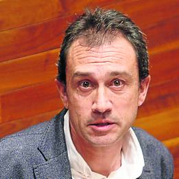 Ovidio Zapico González | Laviana. Concejal de IU en Sobrescobio desde 2011, donde reside. Repite como diputado.