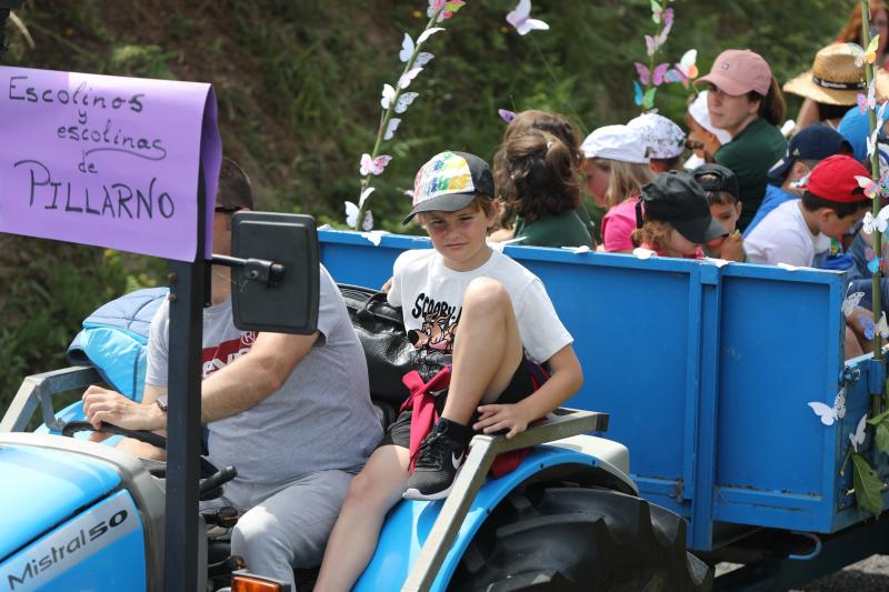 Cientos de romeros se dan cita en la popular Jira campestre que se inicia en El Cuadro.