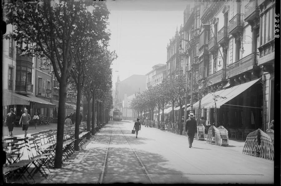 Calle Corrida, en los años 30 del siglo XX.