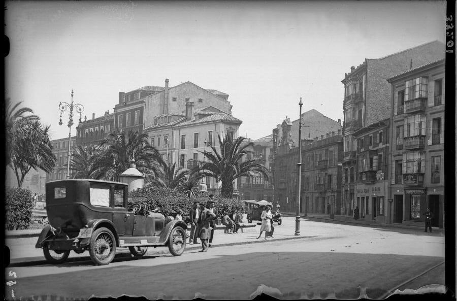 Jardines de la Reina a comienzos del siglo pasado.