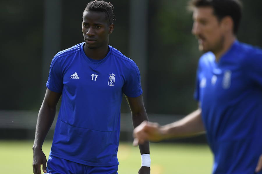 Sesión preparatoria del Real Oviedo, que ya prepara el encuentro del fin de semana en Pamplona ante el Osasuna.