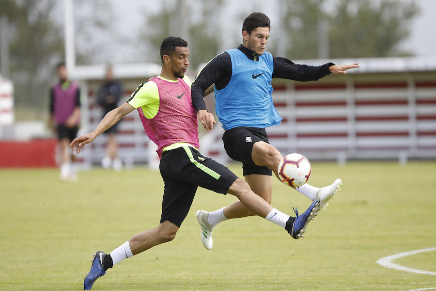 El conjunto rojiblanco se prepara para el último choque de la temporada ante el Cádiz. 