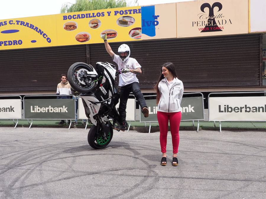 El recinto ferial Luis Adaro acoge la quinta edición de esta cita con el motor que abre el calendario estival de este tipo de festivales. 