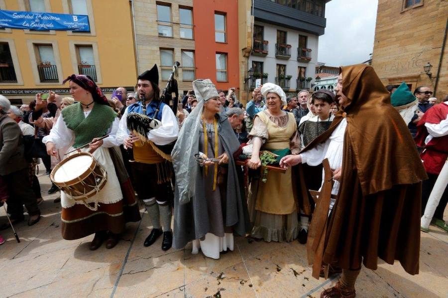 Este domingo ha recibido el permiso del alcalde de Oviedo para la celebración de las fiestas.