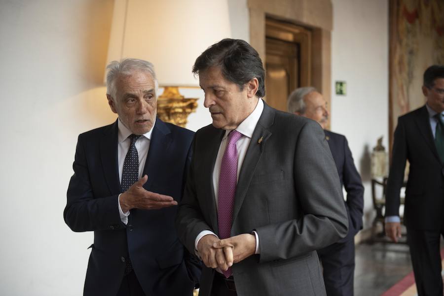 Treinta y cuatro candidaturas de veintiún países optan al galardón que se dará a conocer este jueves.