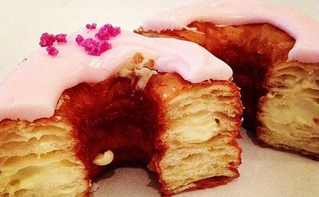 Una pastelera de Gijón responde así a un cliente que la llama «provinciana y paleta»