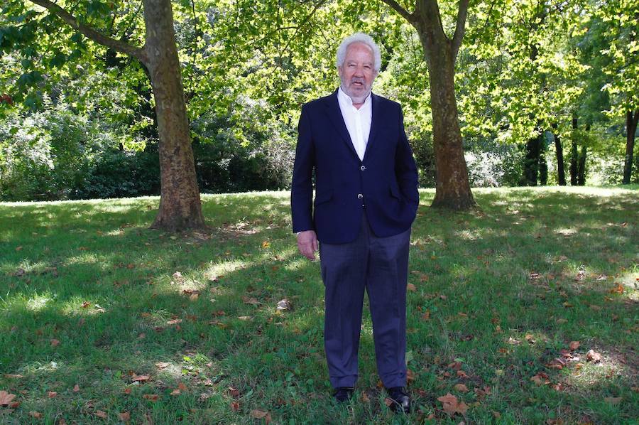 Javier Vidal (Ciudadanos). Exdelegado en Asturias de SGAE, fue concejal por UCD en Castrillón, consejero de Sanidad, Asistencia Social y Trabajo y de Industria en el primer gobierno del Principado y concejal del PP en el Ayuntamiento de Oviedo. Preside la junta local de Ciudadanos desde 2017.