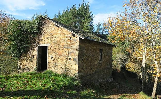 El Cabañón, construcción que dejamos a la derecha para seguir ruta.