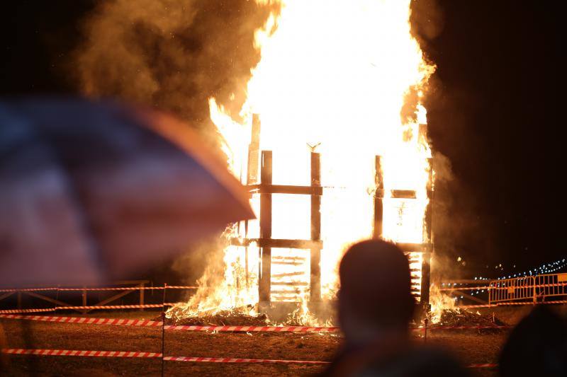 La pira de Trasona fue la principal de la comarca, en Covera. Declarada fiesta de interés turístico regional.