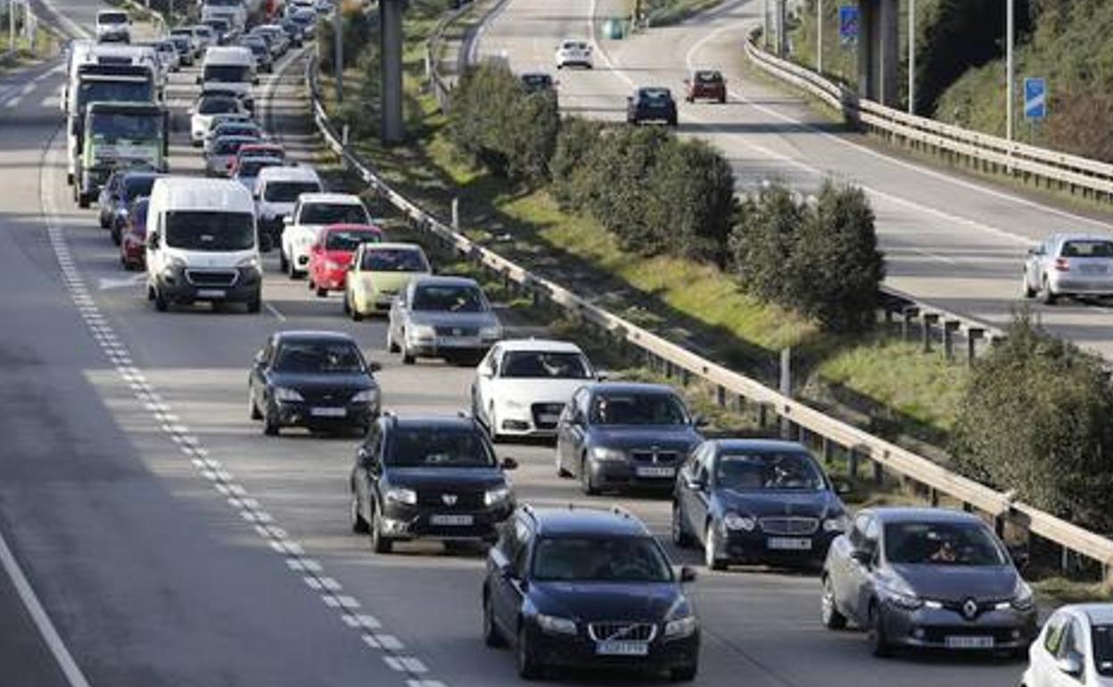 Trucos para evitar una ola de calor en el coche